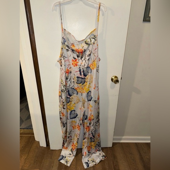 Pants - Floral Sleeveless Jumpsuit